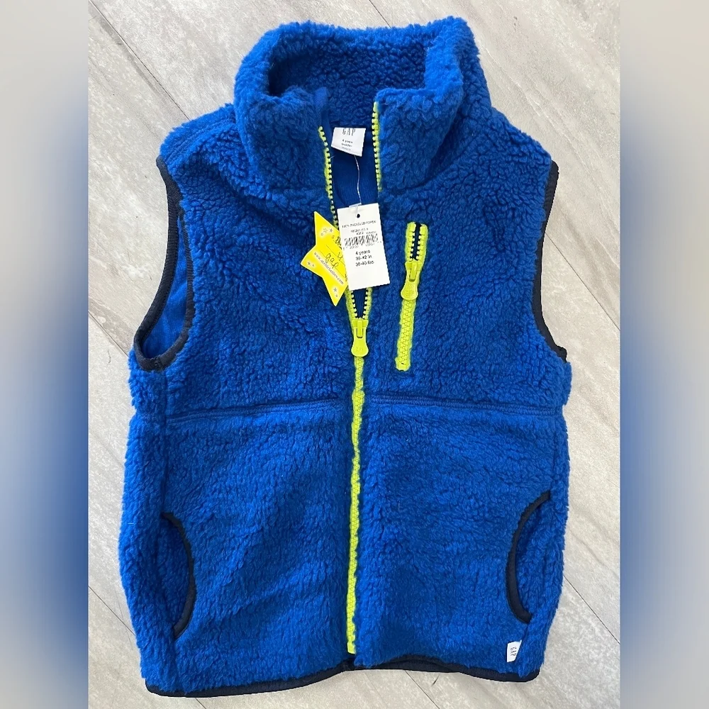 GAP Kids Fleece Vest in Blue and Yellow NEW WITH TAGS